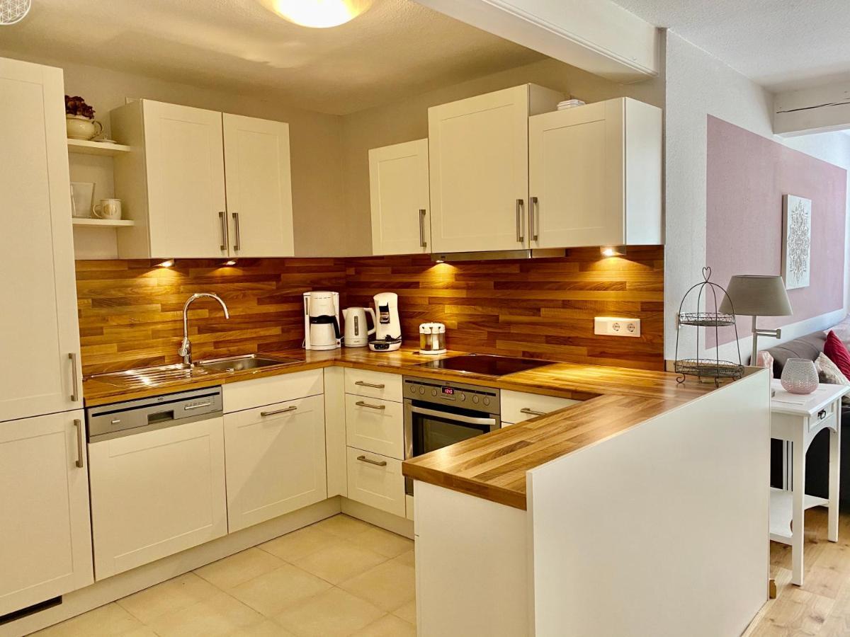 Gesundheitshof Denker Apartment Reußenköge Bagian luar foto