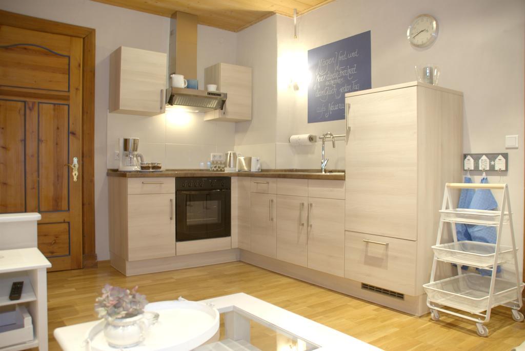 Gesundheitshof Denker Apartment Reußenköge Bagian luar foto